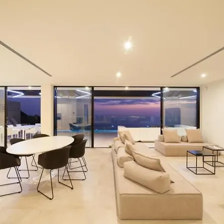 Holiday home Aqualeo