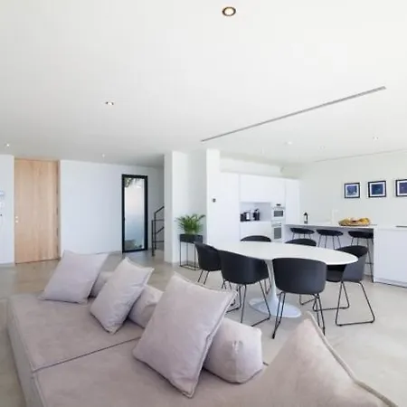 Aqualeo Holiday home *