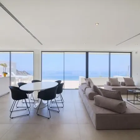 Holiday home Aqualeo