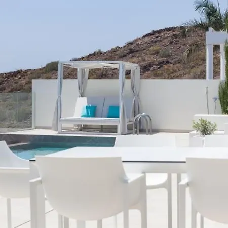 Aqualeo Holiday home *